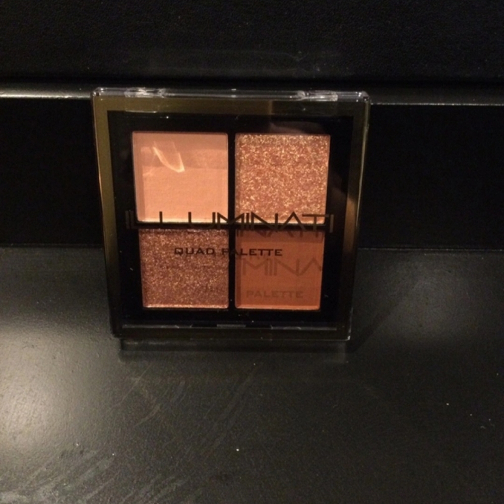 Illuminati Quad Palette Secret Society Eyeshadow - Picture 2 of 4